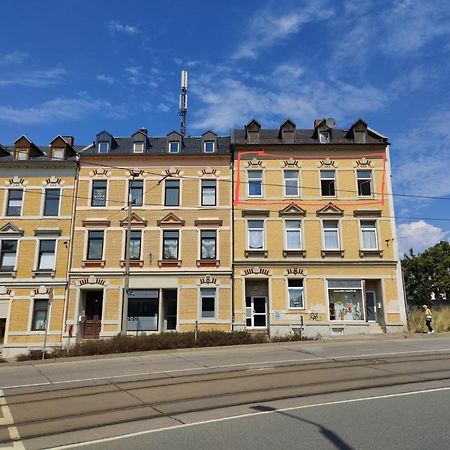 Yourfavoritebed Designwohnung Naehe Zentrum Und Klinikum Plauen Bagian luar foto