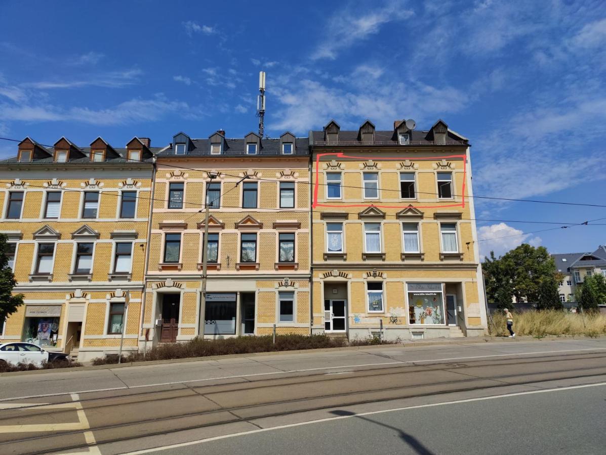 Yourfavoritebed Designwohnung Naehe Zentrum Und Klinikum Plauen Bagian luar foto